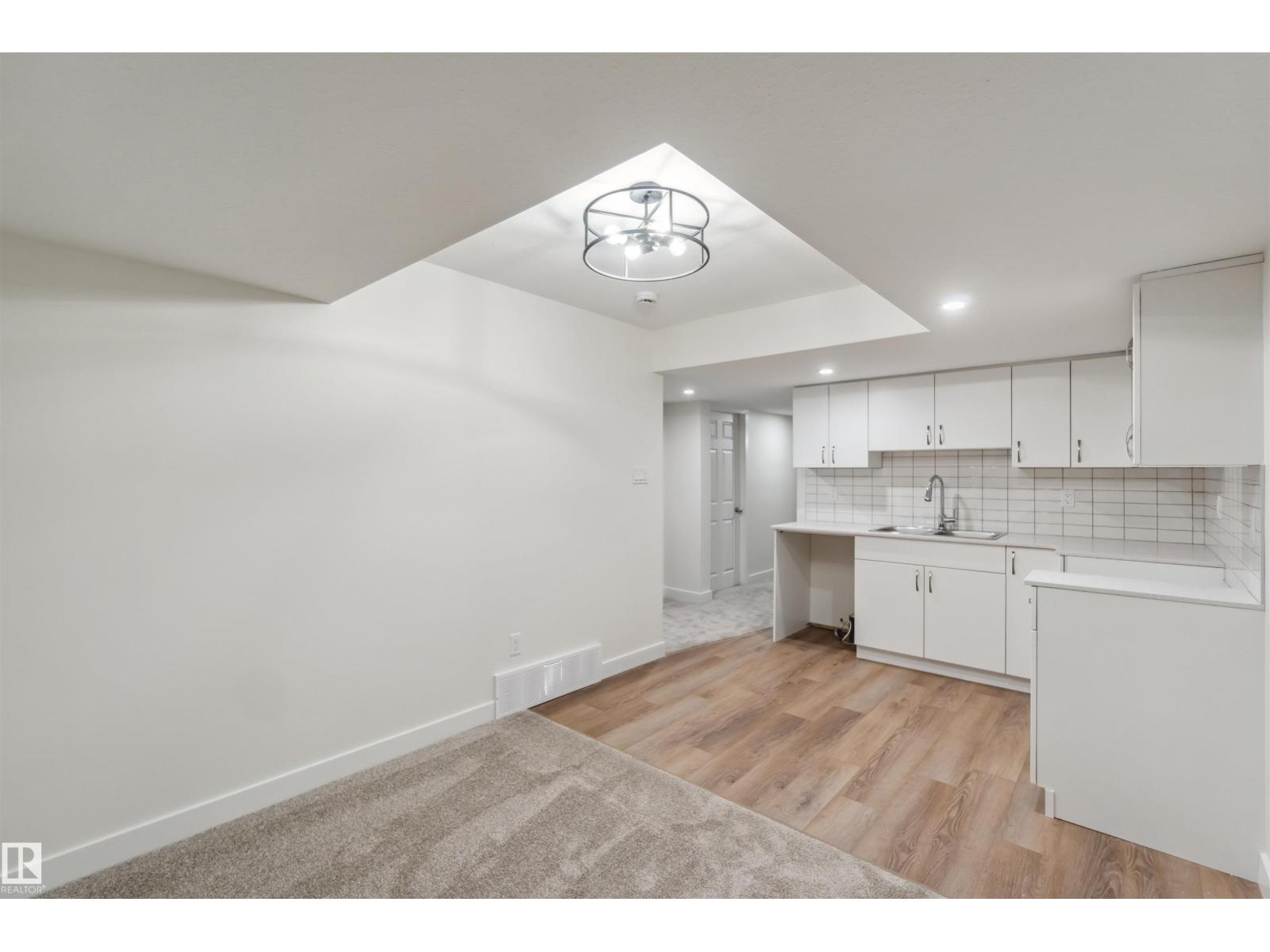 Photo 45 of 4672 177 Av Nw, Edmonton AB