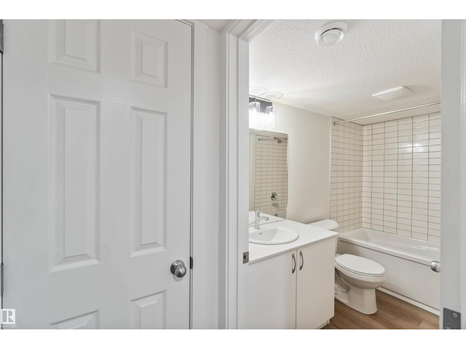 Photo 49 of 4672 177 Av Nw, Edmonton AB