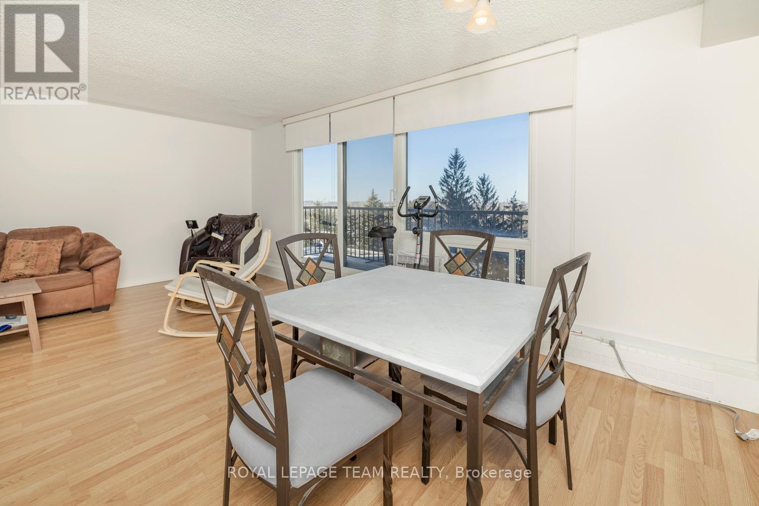 Photo 8 of 603 665 Bathgate Drive, Ottawa ON