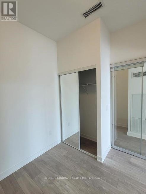Photo 12 of 1125 Sw 121 Lower Sherbourne Street, Toronto ON