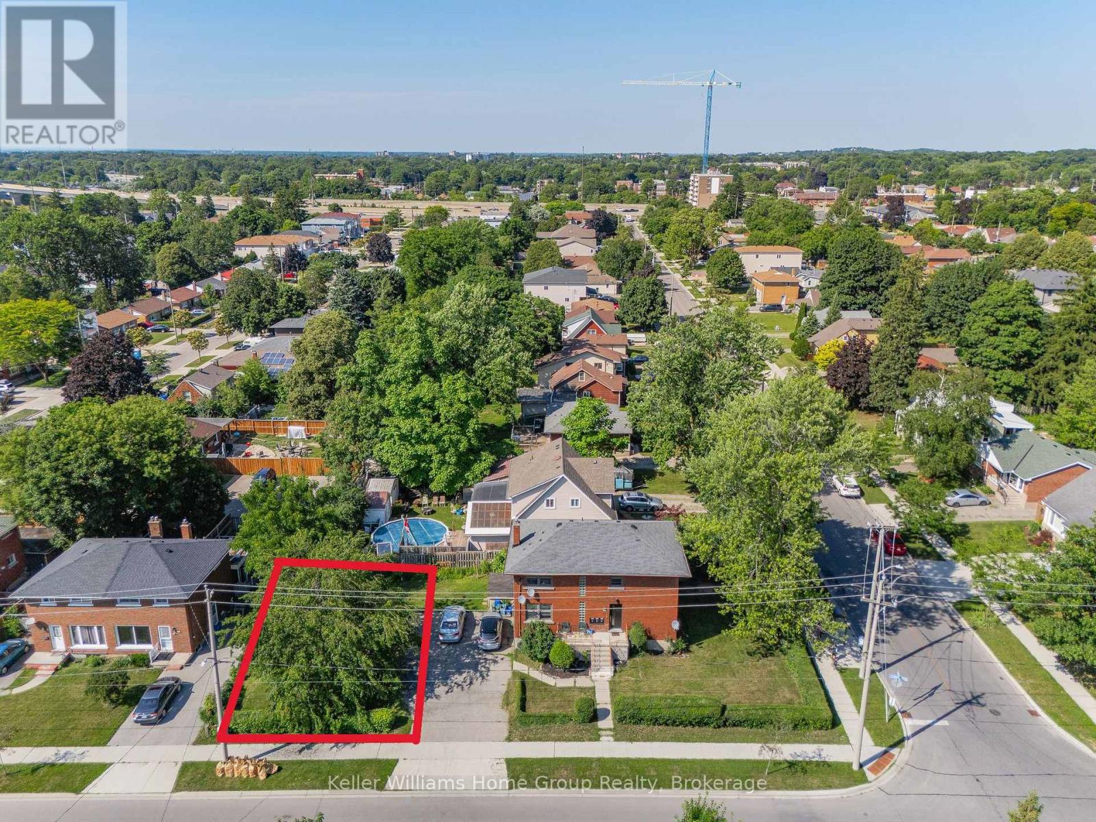 Photo 7 of 228 A Connaught Street, Kitchener ON