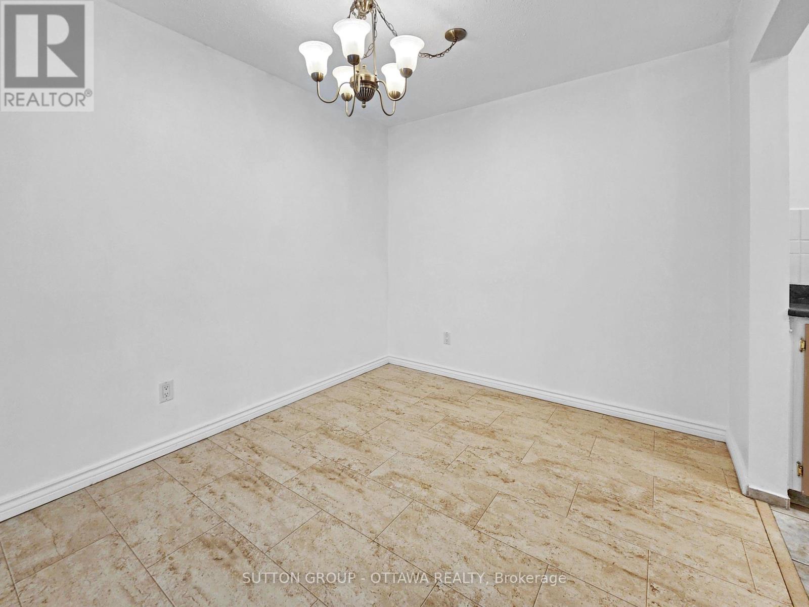 Photo 27 of 202 A 2044 Arrowsmith Drive, Ottawa ON