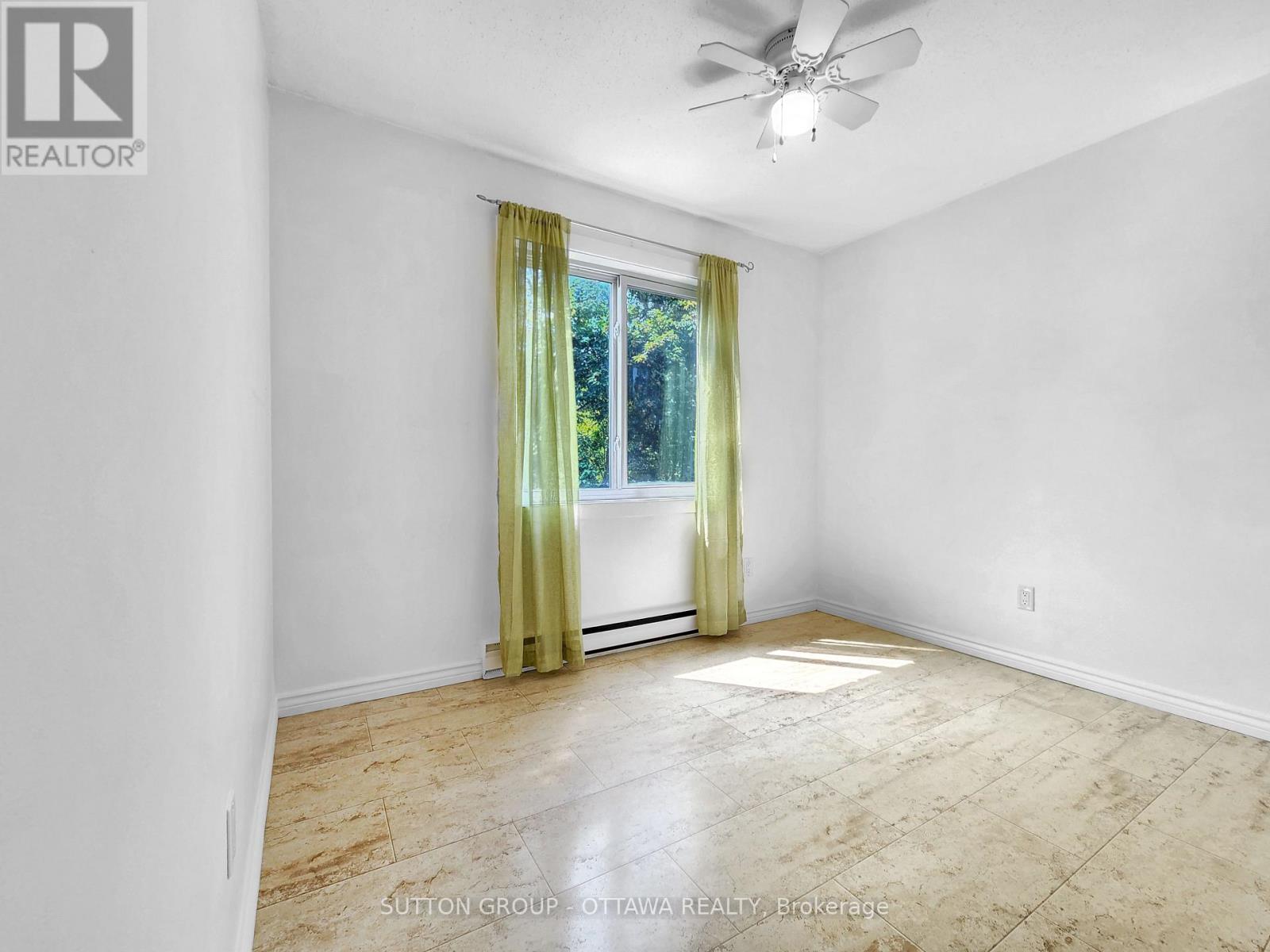 Photo 34 of 202 A 2044 Arrowsmith Drive, Ottawa ON
