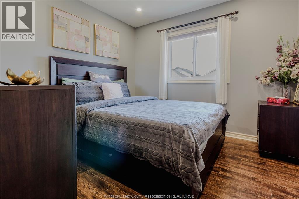 Photo 17 of 1429 Oakwood Avenue, Lakeshore ON