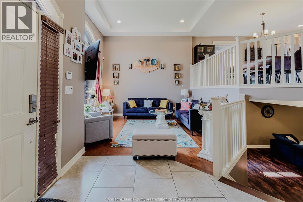 Photo 6 of 1429 Oakwood Avenue, Lakeshore ON