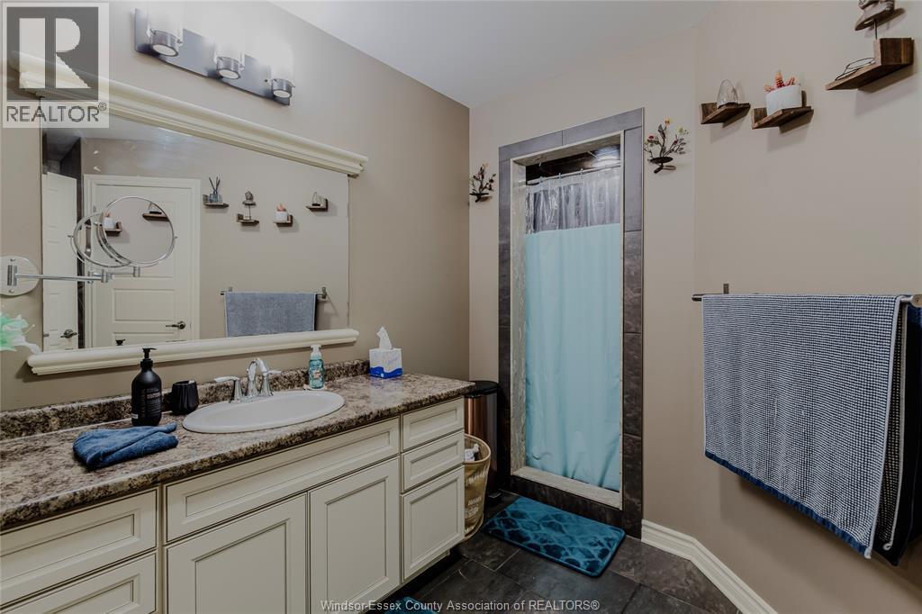 Photo 27 of 1429 Oakwood Avenue, Lakeshore ON