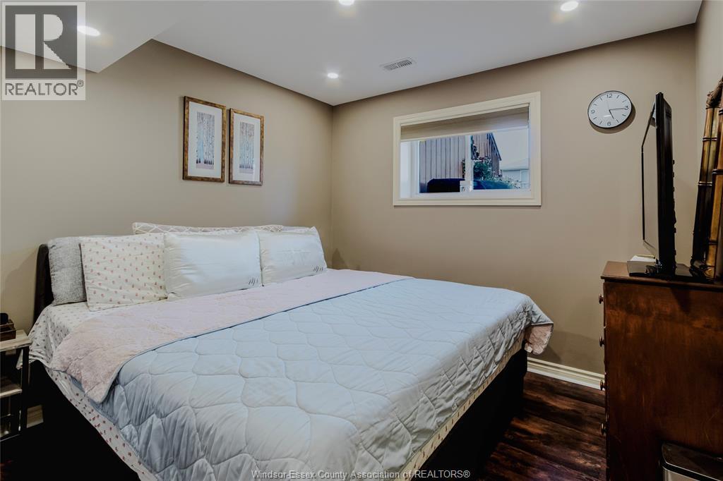 Photo 26 of 1429 Oakwood Avenue, Lakeshore ON