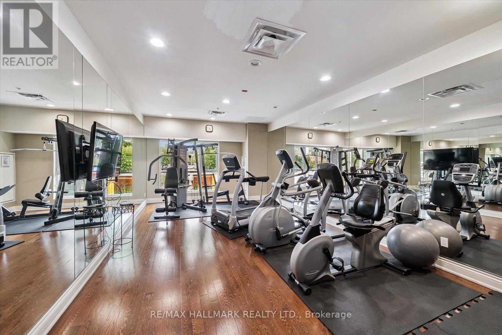 Photo 9 of 311 68 Main Street N, Markham ON