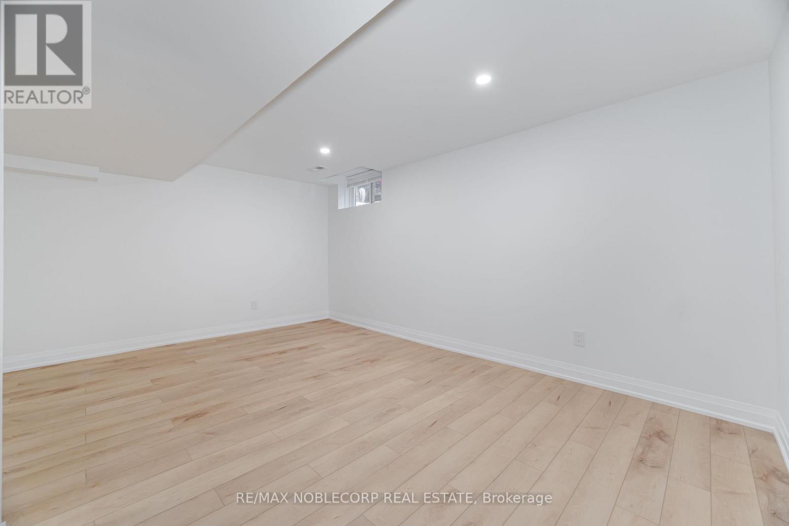 Photo 1 of Lower 131 Dunstan Crescent, Vaughan ON