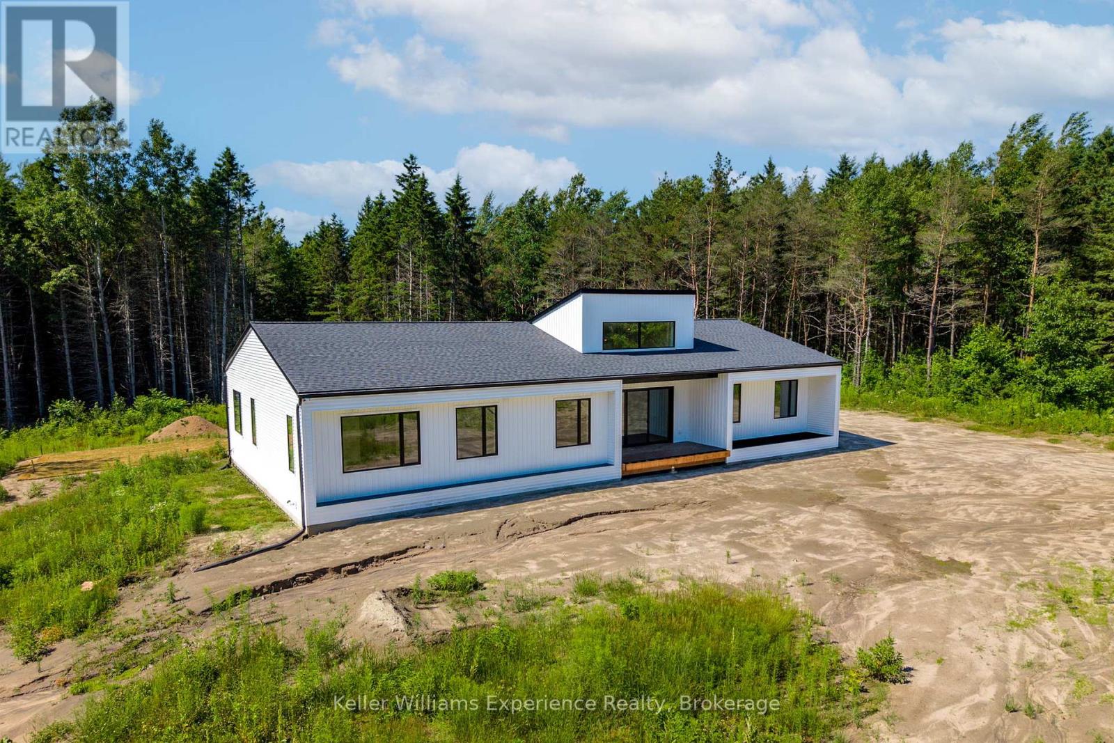 Photo 3 of 772 Concession 16 East Road, Tiny ON