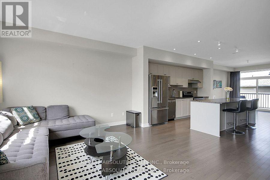 Photo 16 of 327 Twinflower Way, Ottawa ON