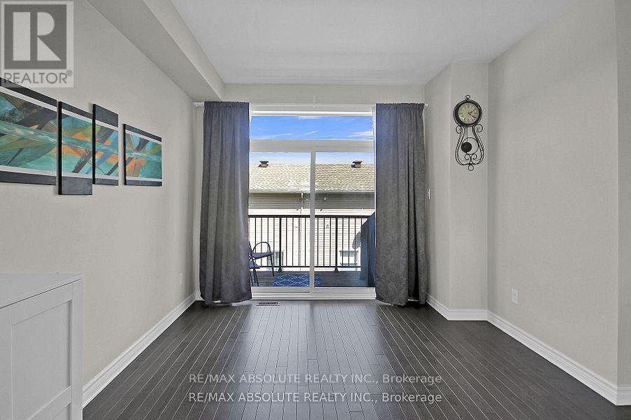 Photo 23 of 327 Twinflower Way, Ottawa ON