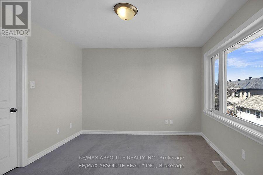 Photo 29 of 327 Twinflower Way, Ottawa ON