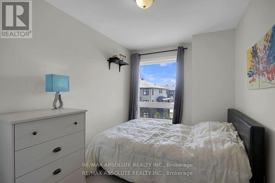 Photo 32 of 327 Twinflower Way, Ottawa ON