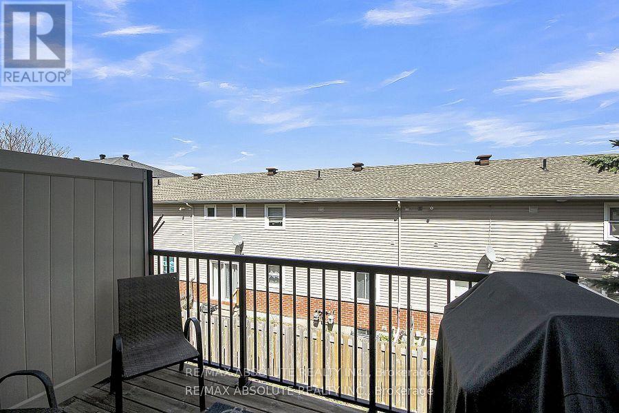 Photo 35 of 327 Twinflower Way, Ottawa ON