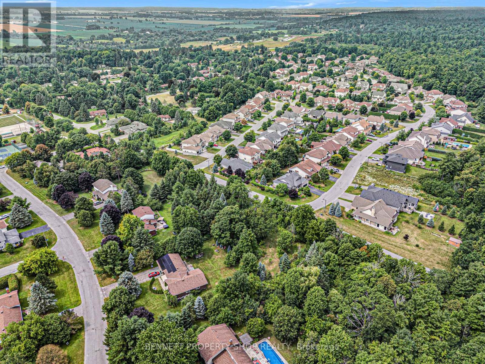 Photo 23 of 160 Juanita Avenue, Ottawa ON