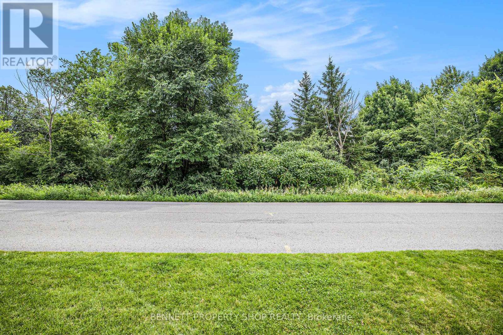 Photo 26 of 160 Juanita Avenue, Ottawa ON