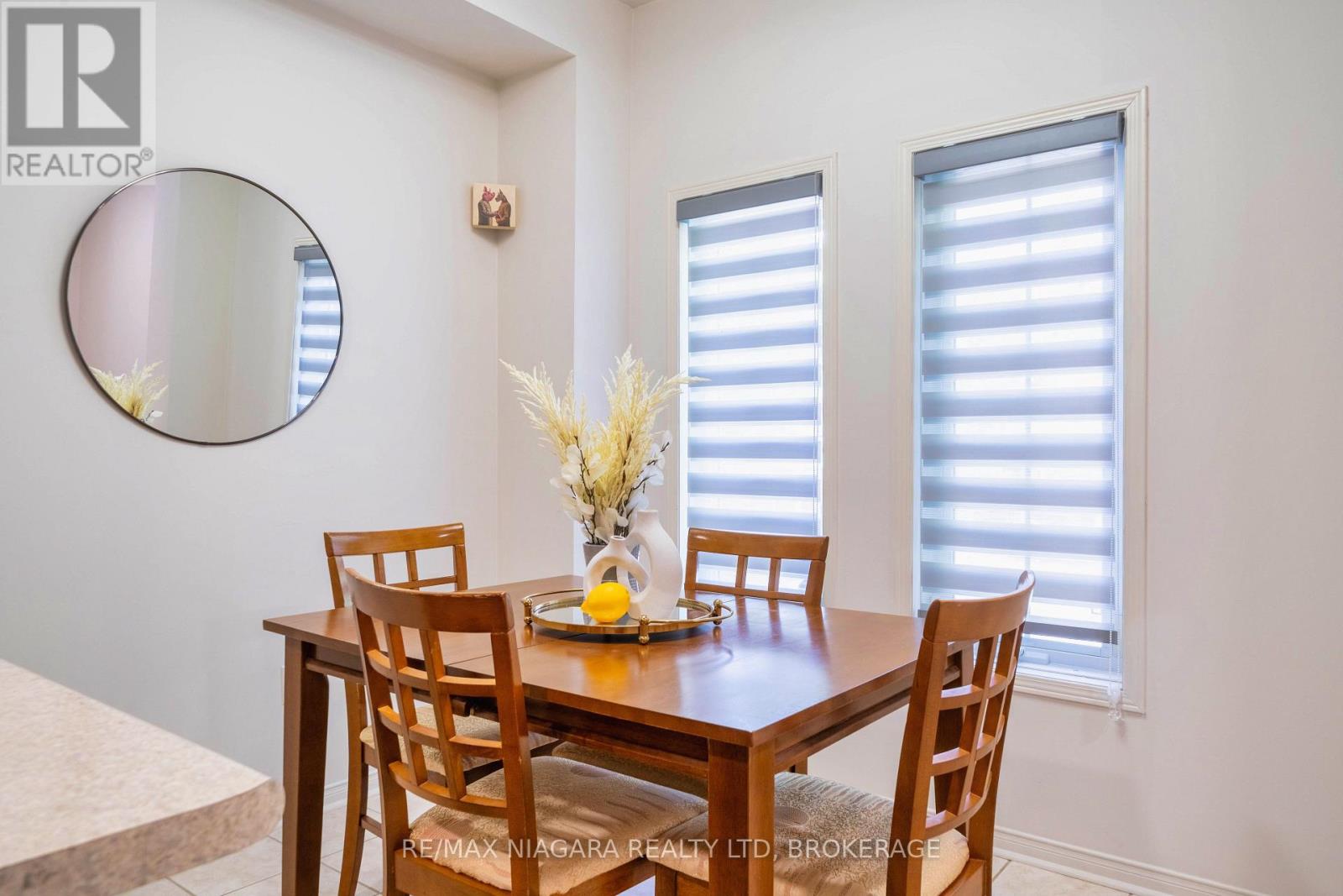 Photo 9 of 56 1130 Cawthra Road, Mississauga ON