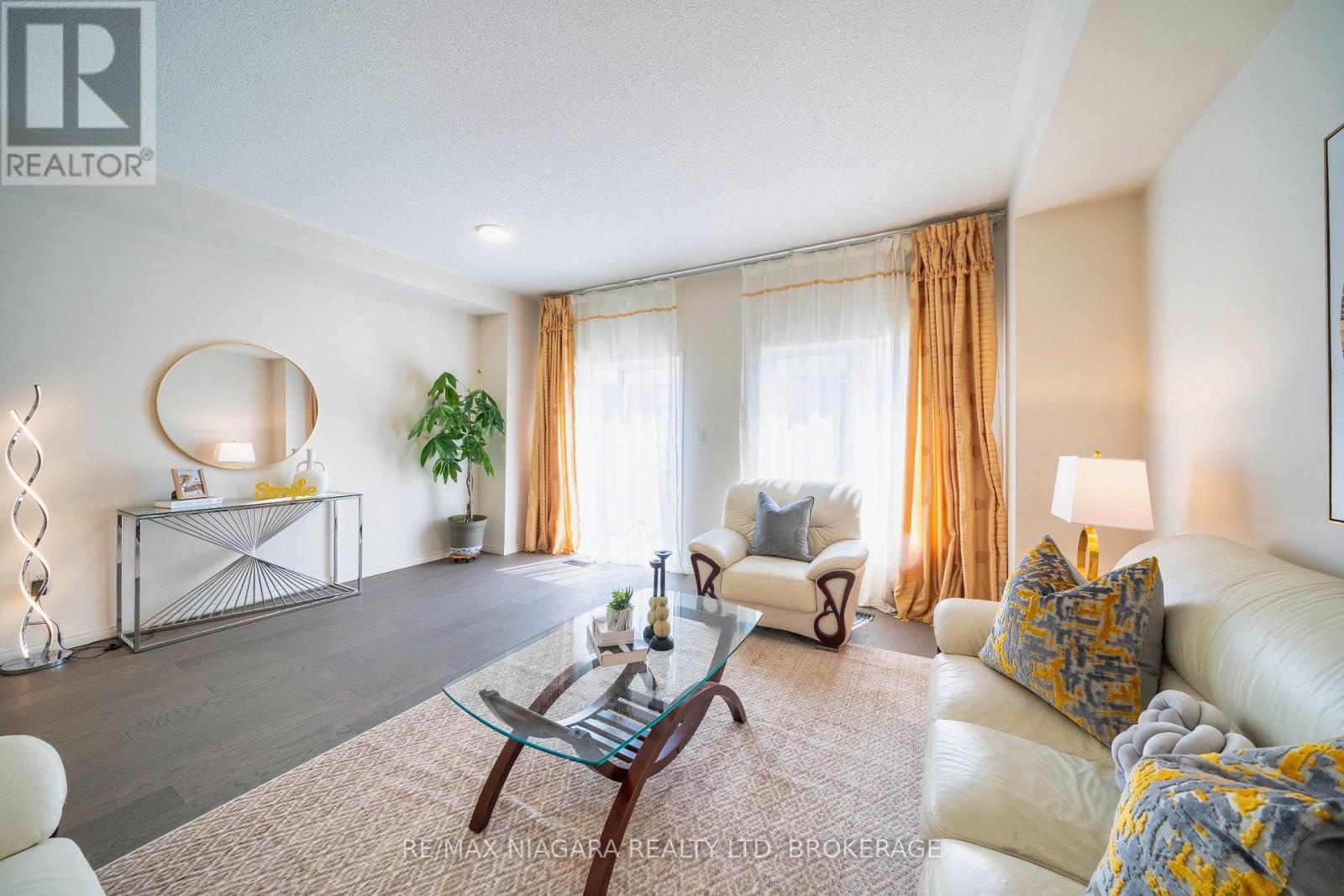 Photo 38 of 56 1130 Cawthra Road, Mississauga ON