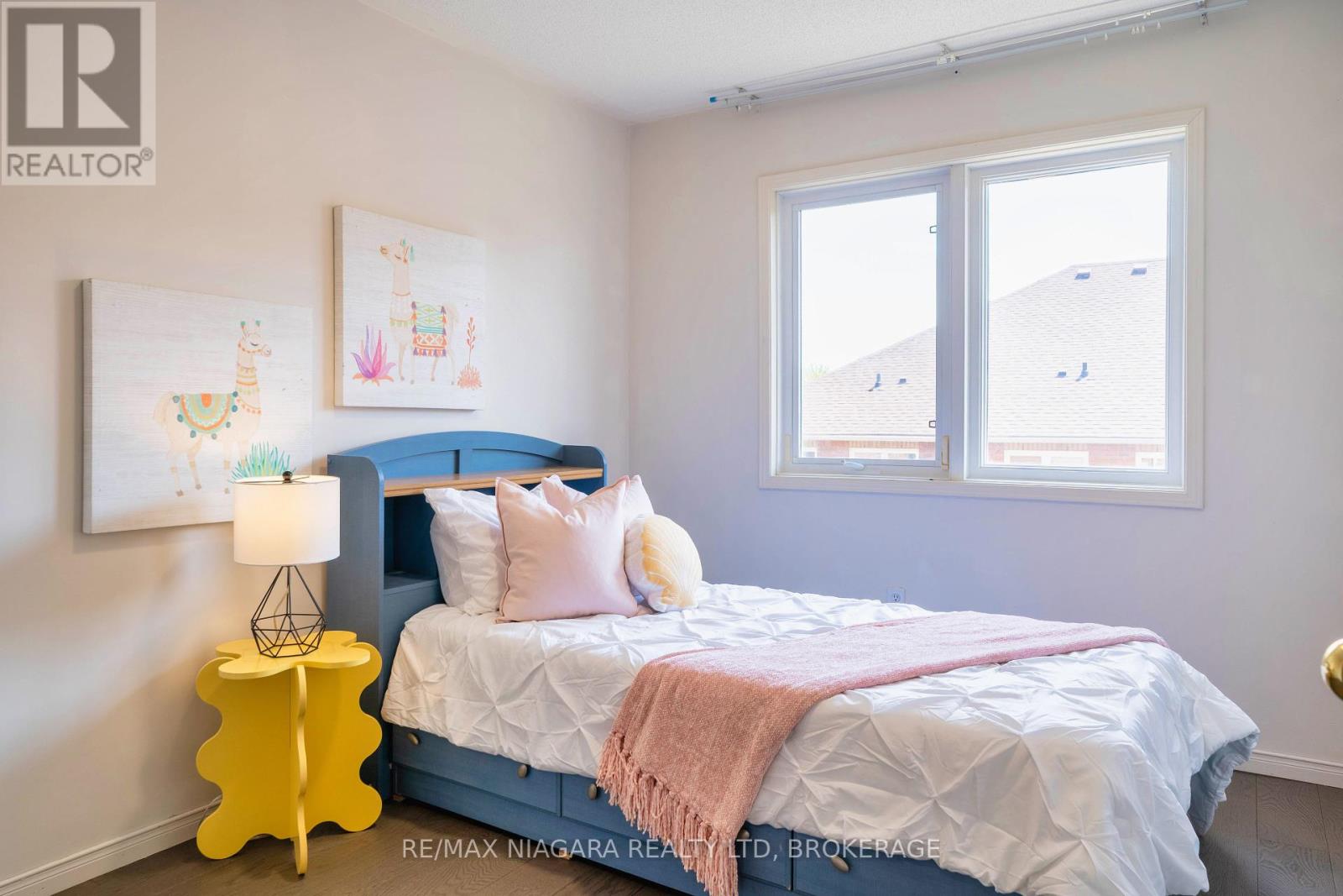 Photo 48 of 56 1130 Cawthra Road, Mississauga ON