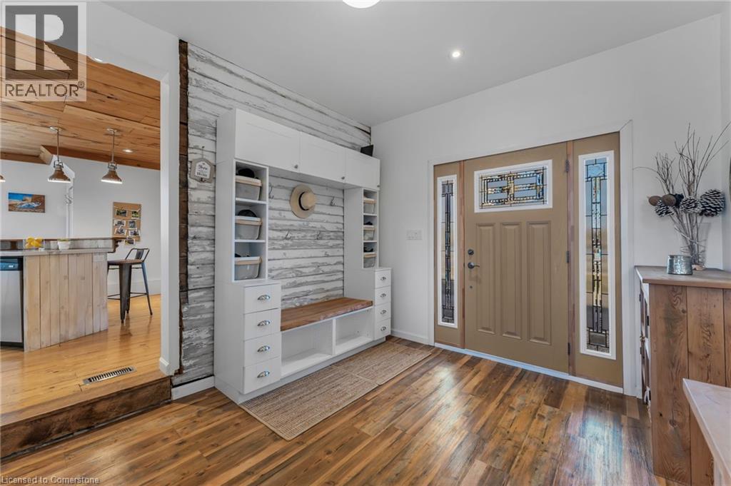 Photo 6 of 124 Colver Street, Smithville ON