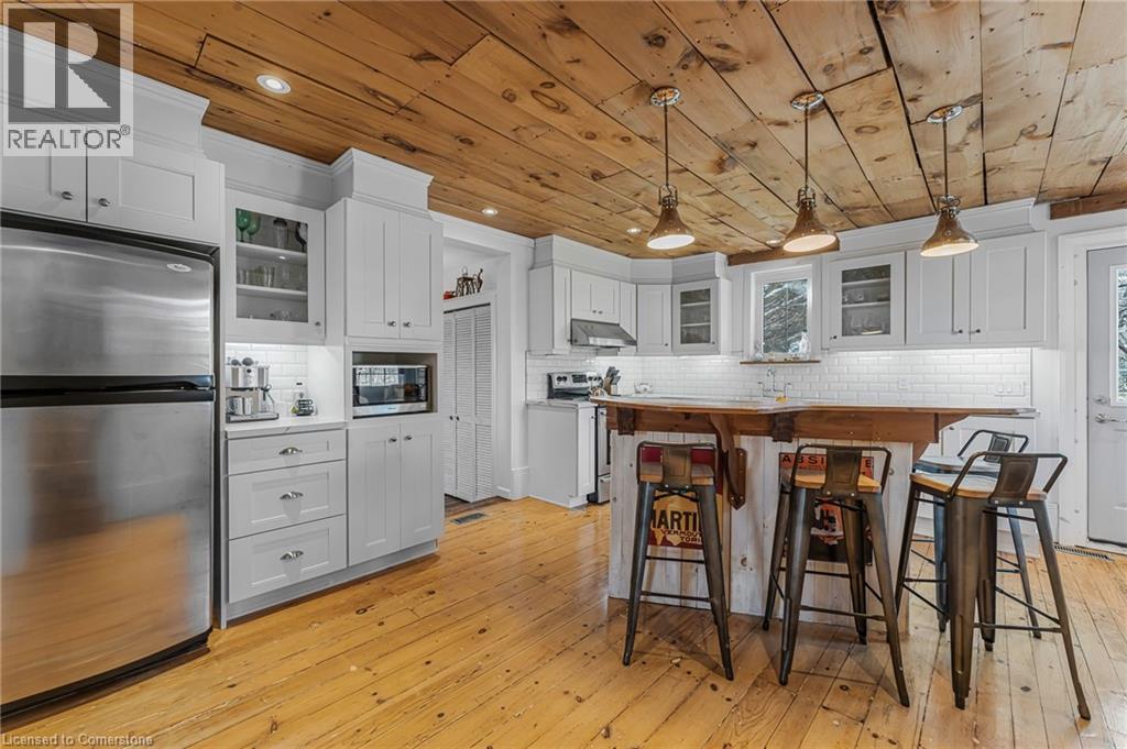 Photo 8 of 124 Colver Street, Smithville ON