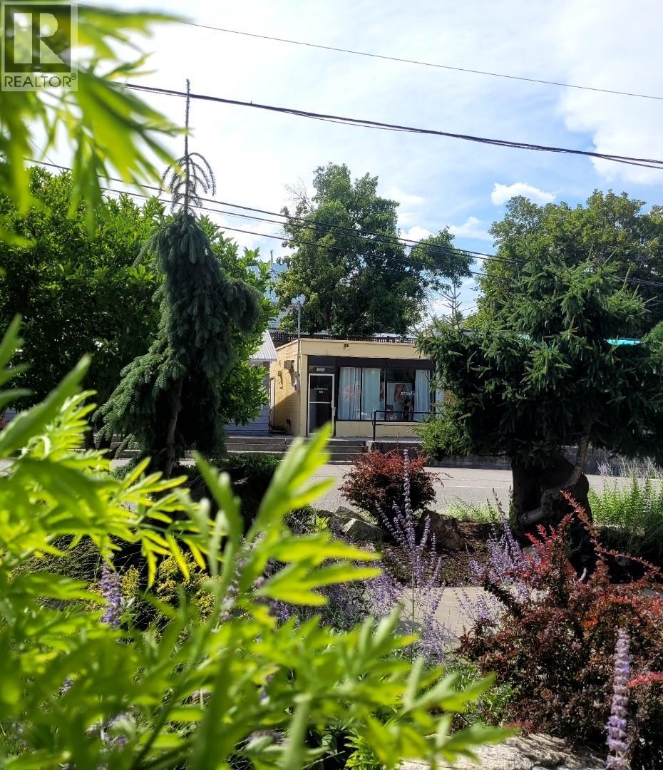 7223 5TH Street - main photo