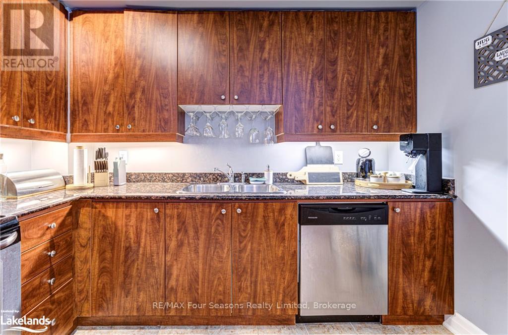 Photo 12 of 309 1 Shipyard Lane, Collingwood ON