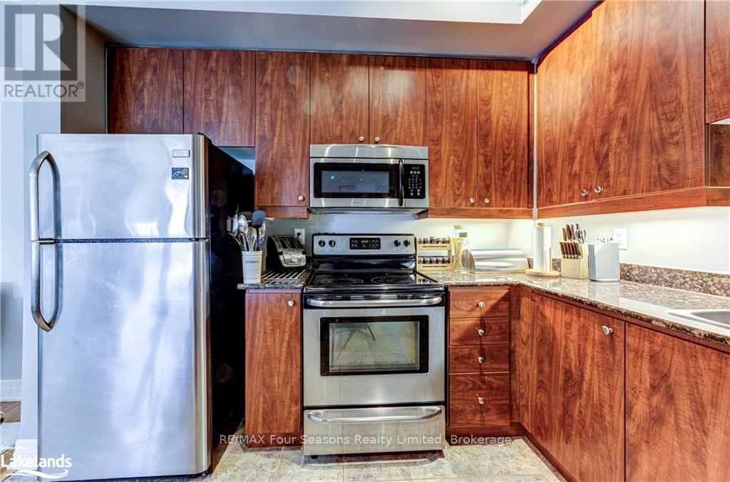Photo 13 of 309 1 Shipyard Lane, Collingwood ON