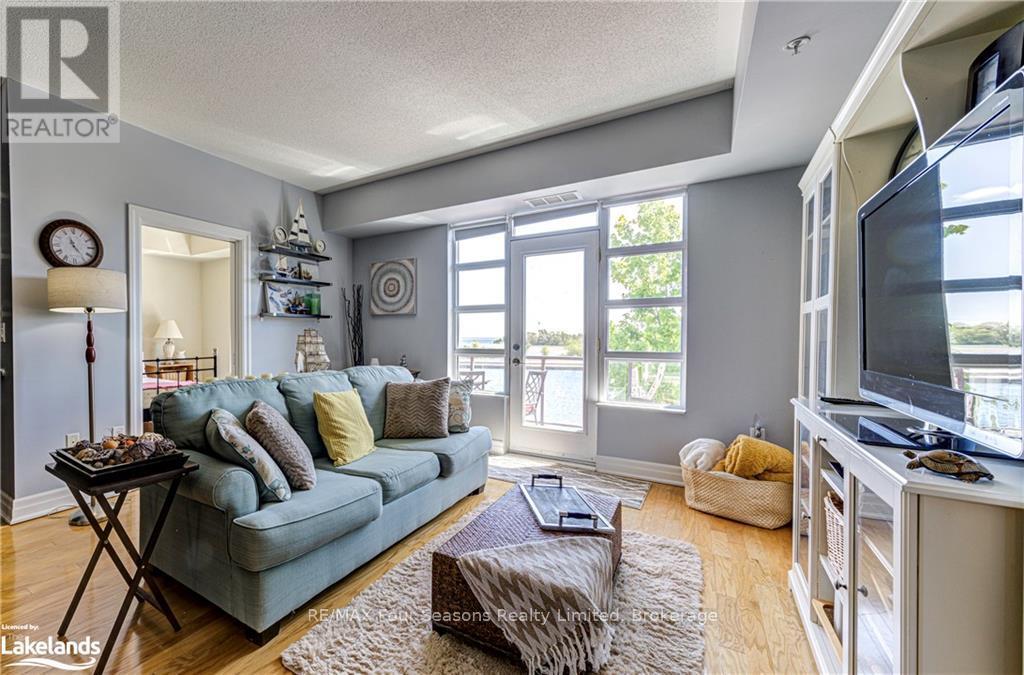 Photo 18 of 309 1 Shipyard Lane, Collingwood ON