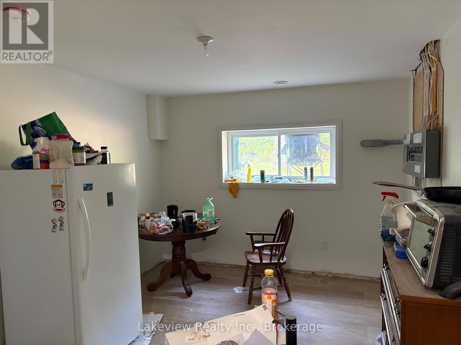 Photo 12 of 1078 South Kahshe Lake Road E, Gravenhurst ON