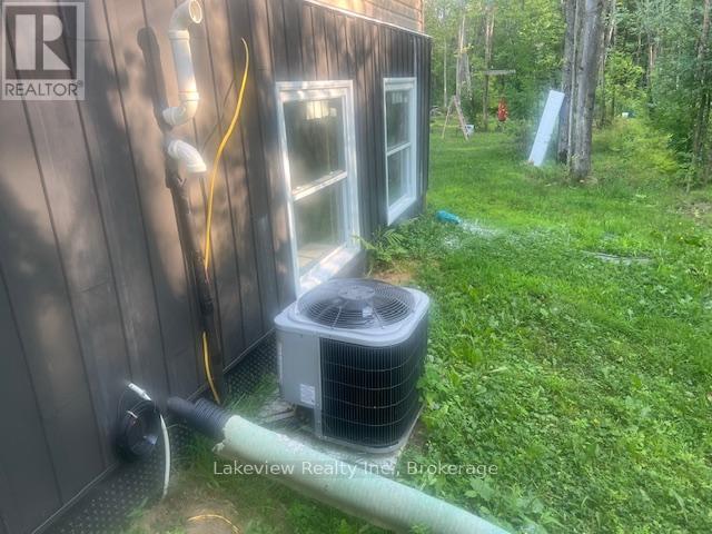 Photo 24 of 1078 South Kahshe Lake Road E, Gravenhurst ON