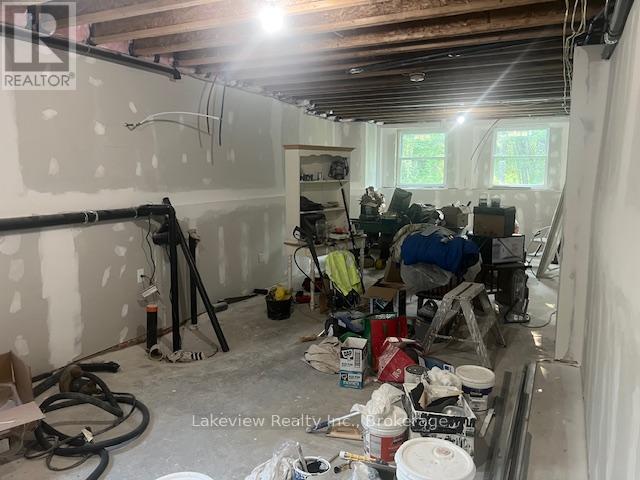 Photo 32 of 1078 South Kahshe Lake Road E, Gravenhurst ON
