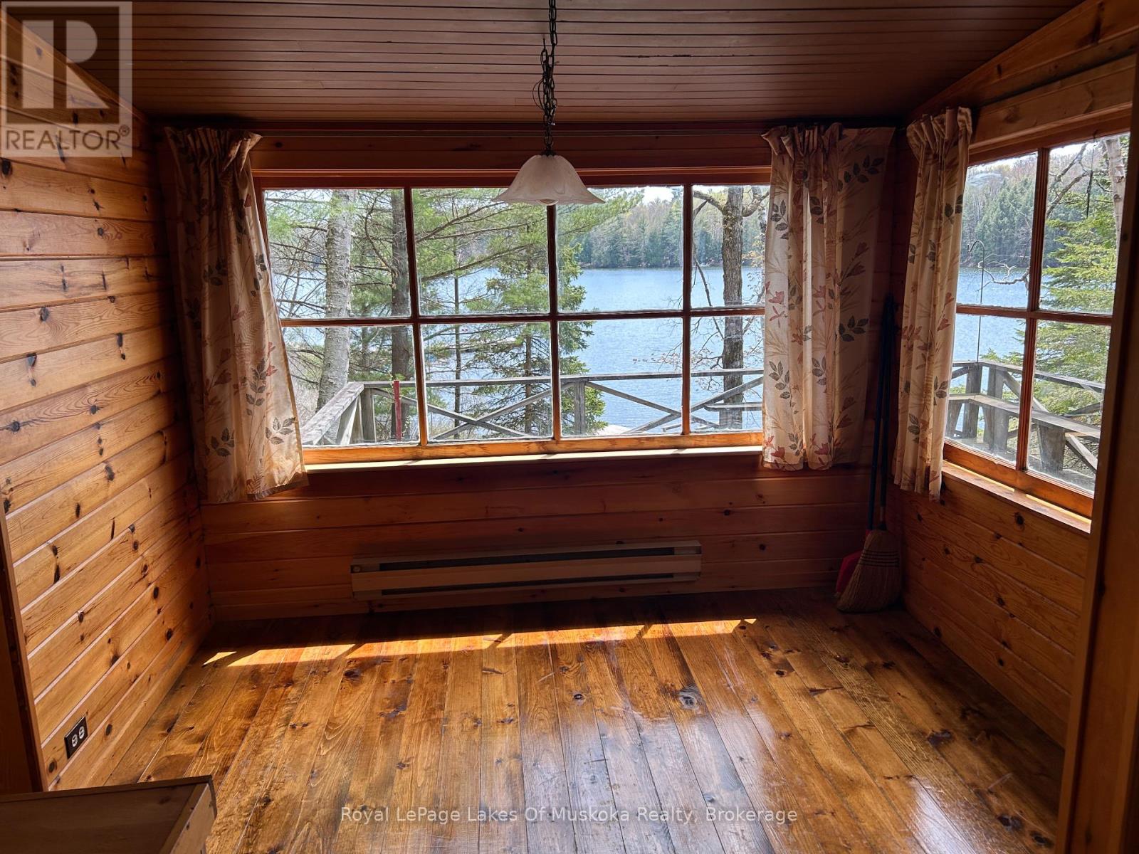 Photo 19 of 1091 North Tooke Lake Road, Lake Of Bays ON