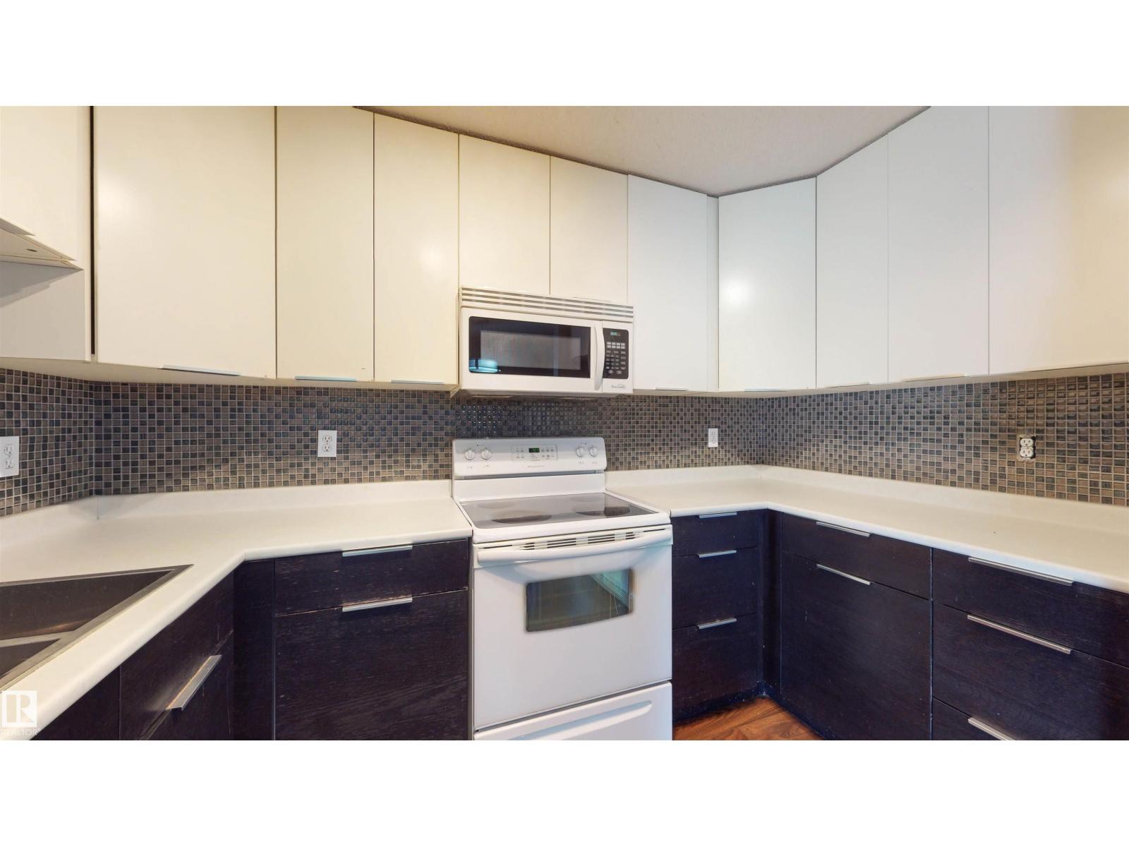 Photo 14 of 316 9010 106 Av Nw Nw, Edmonton AB