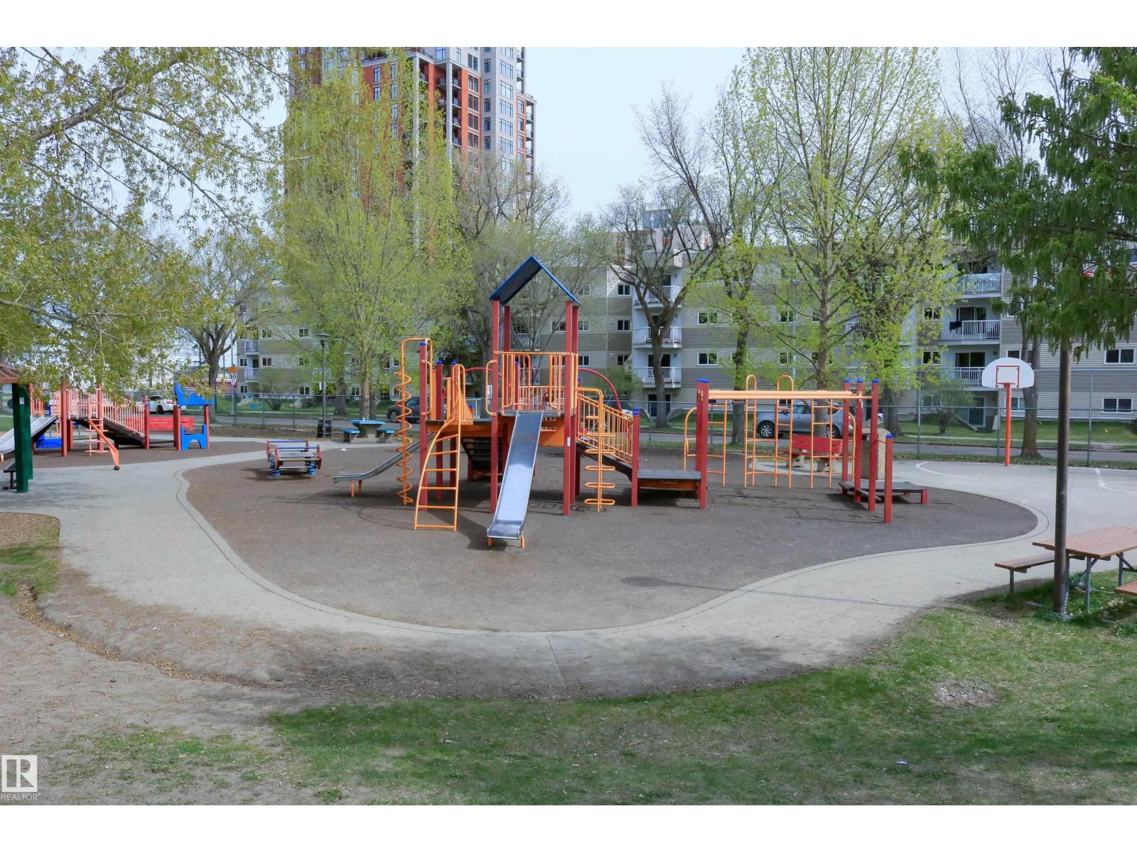 Photo 43 of 316 9010 106 Av Nw Nw, Edmonton AB