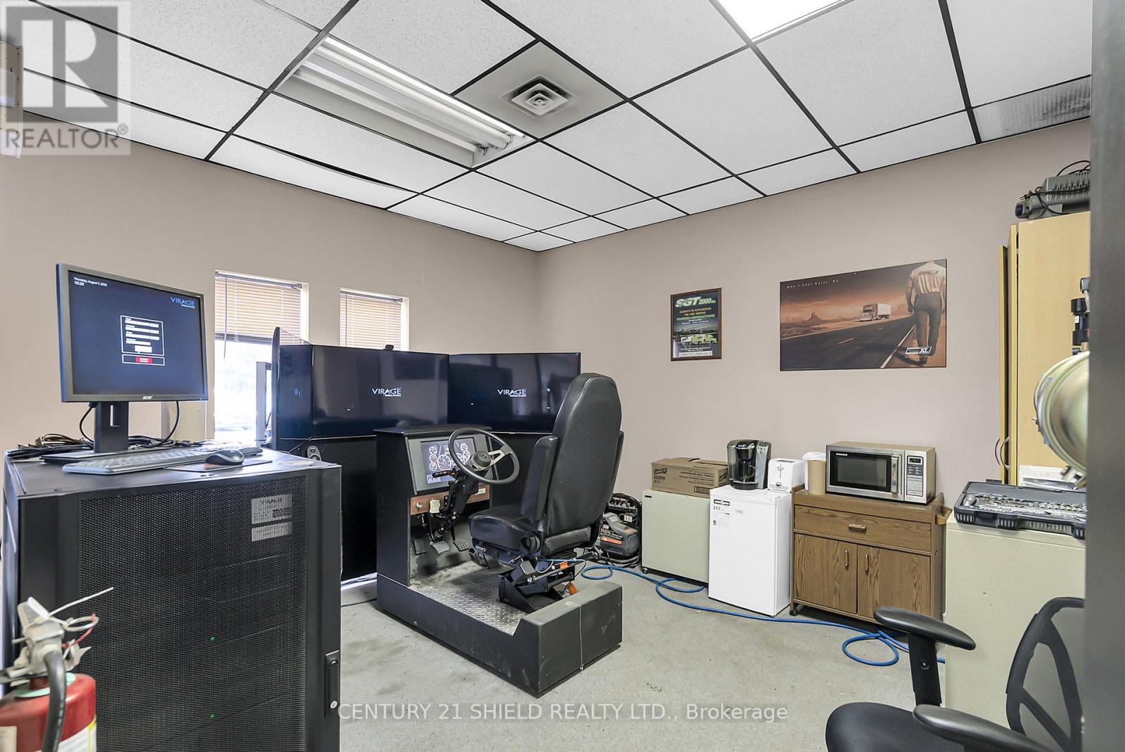 Photo 22 of 120 Tollgate Street W, Cornwall ON