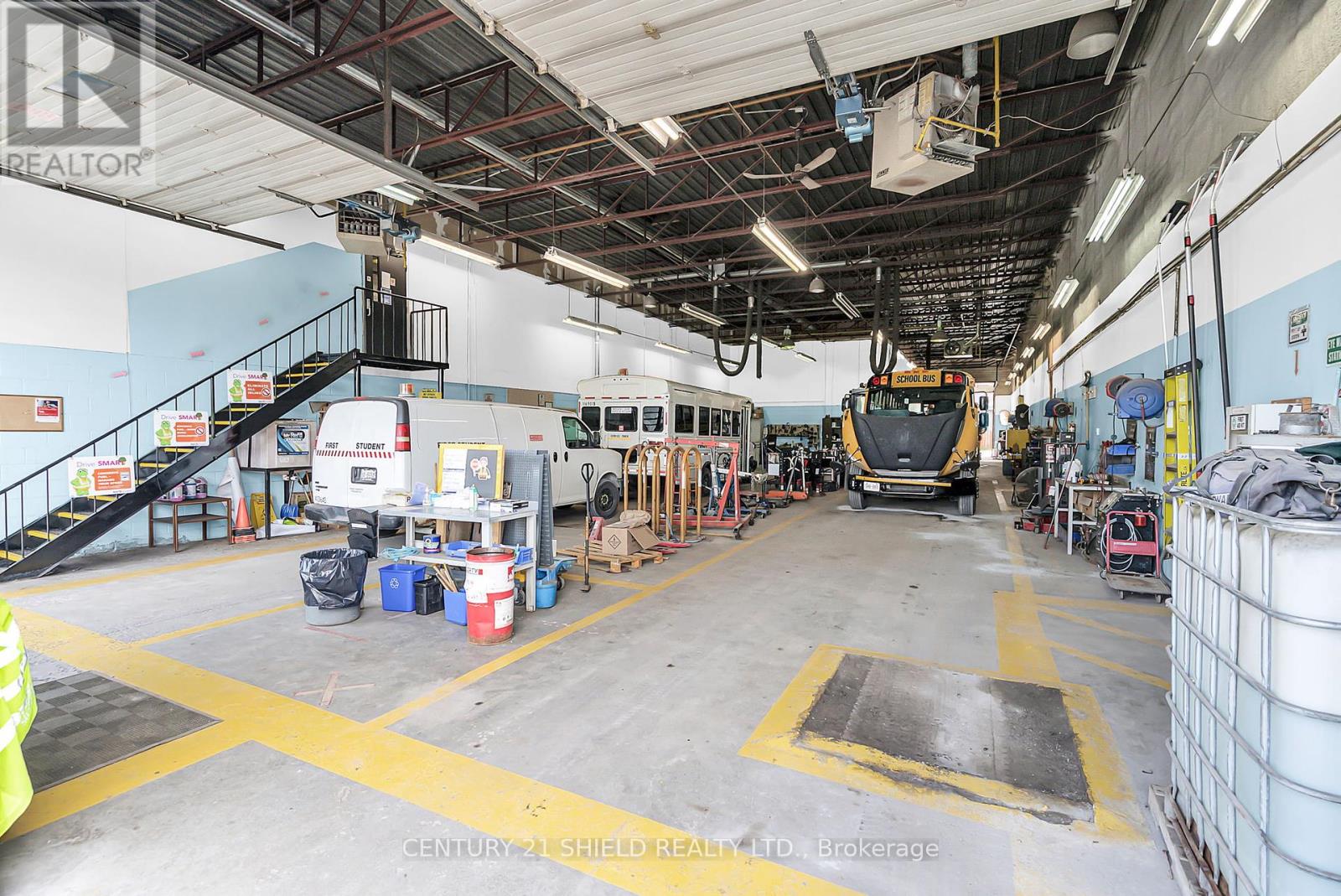 Photo 21 of 120 Tollgate Street W, Cornwall ON