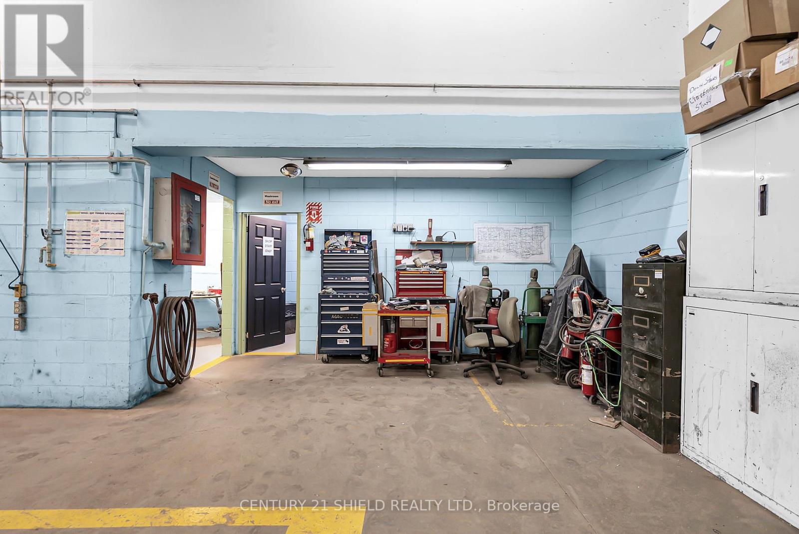 Photo 26 of 120 Tollgate Street W, Cornwall ON