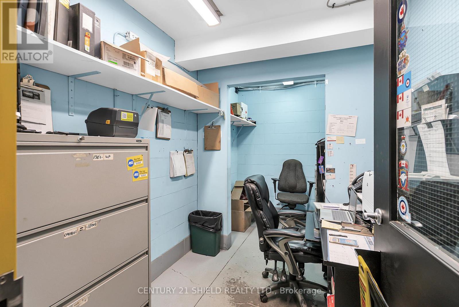 Photo 23 of 120 Tollgate Street W, Cornwall ON