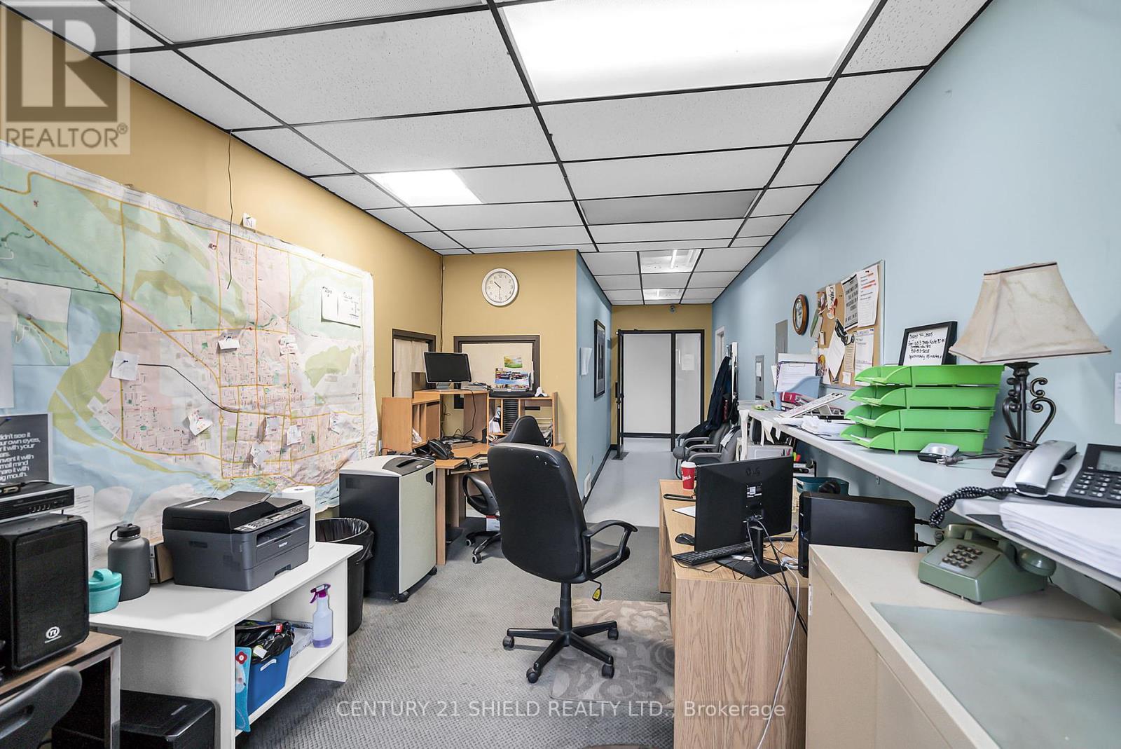 Photo 25 of 120 Tollgate Street W, Cornwall ON