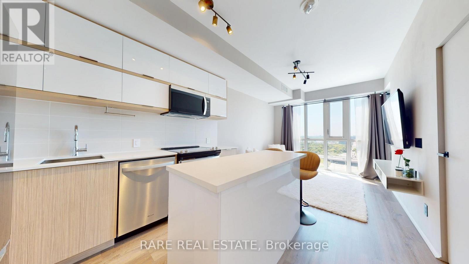 Photo 13 of 1403 10 Deerlick Court, Toronto ON