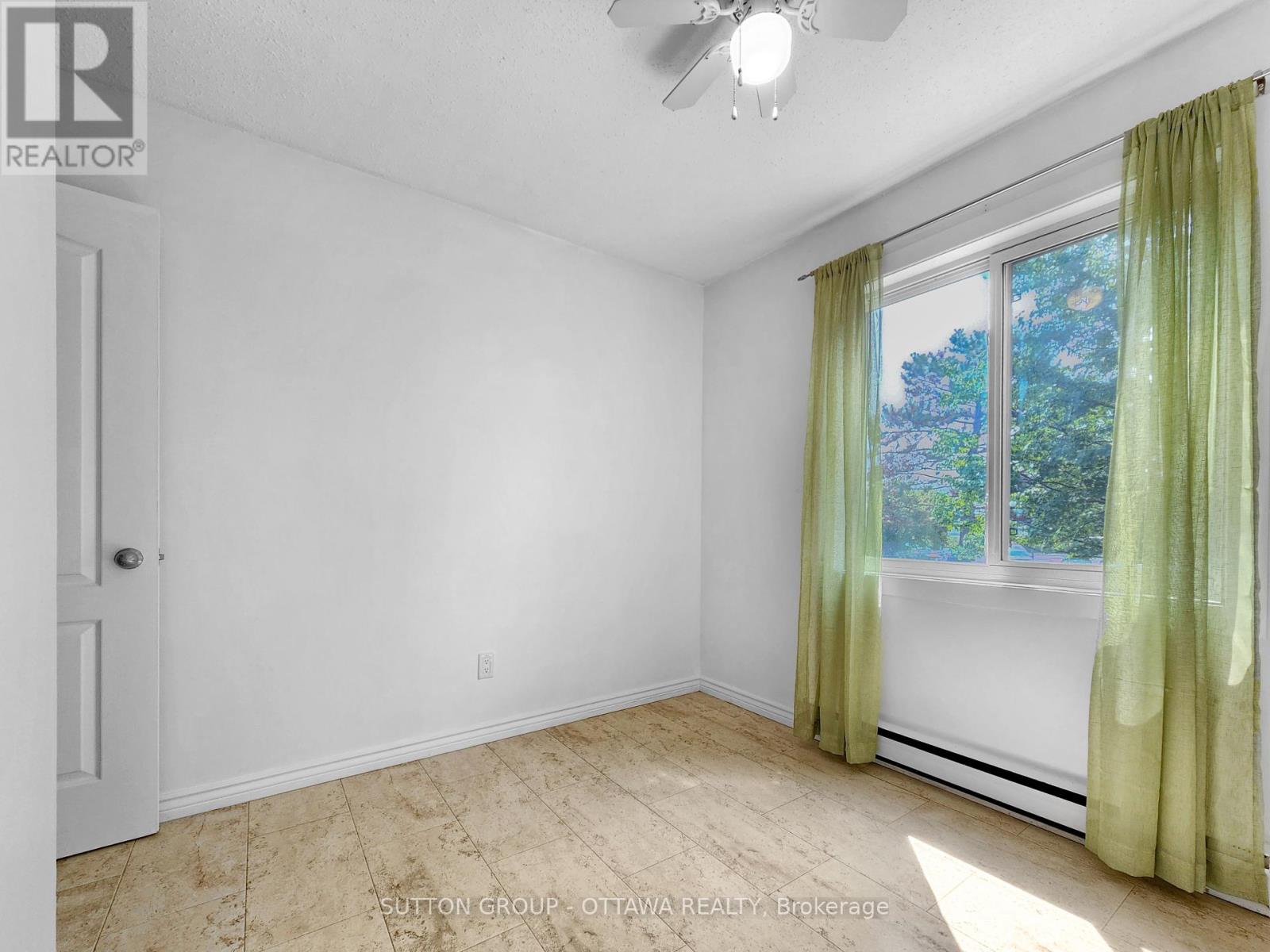 Photo 31 of 202 A 2044 Arrowsmith Drive, Ottawa ON