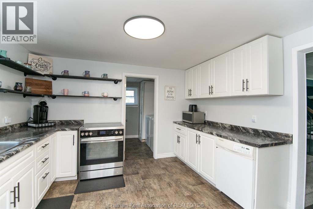 Photo 8 of 1131 Elgin Street, Wallaceburg ON