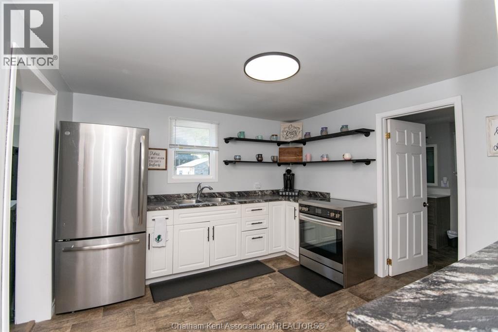 Photo 7 of 1131 Elgin Street, Wallaceburg ON
