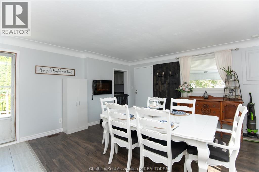 Photo 10 of 1131 Elgin Street, Wallaceburg ON