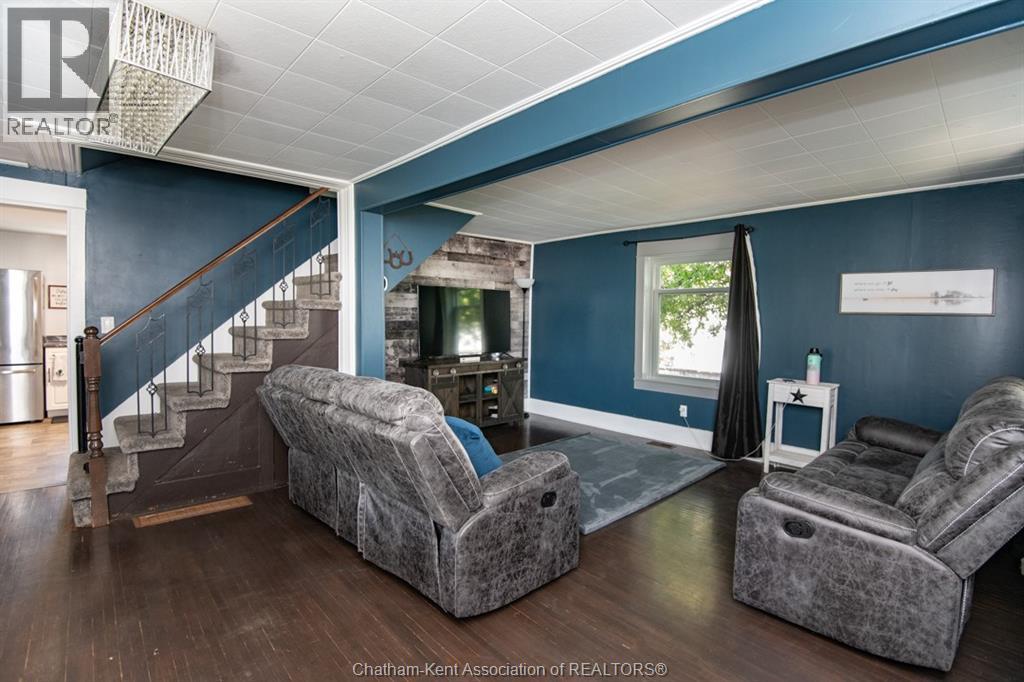 Photo 15 of 1131 Elgin Street, Wallaceburg ON