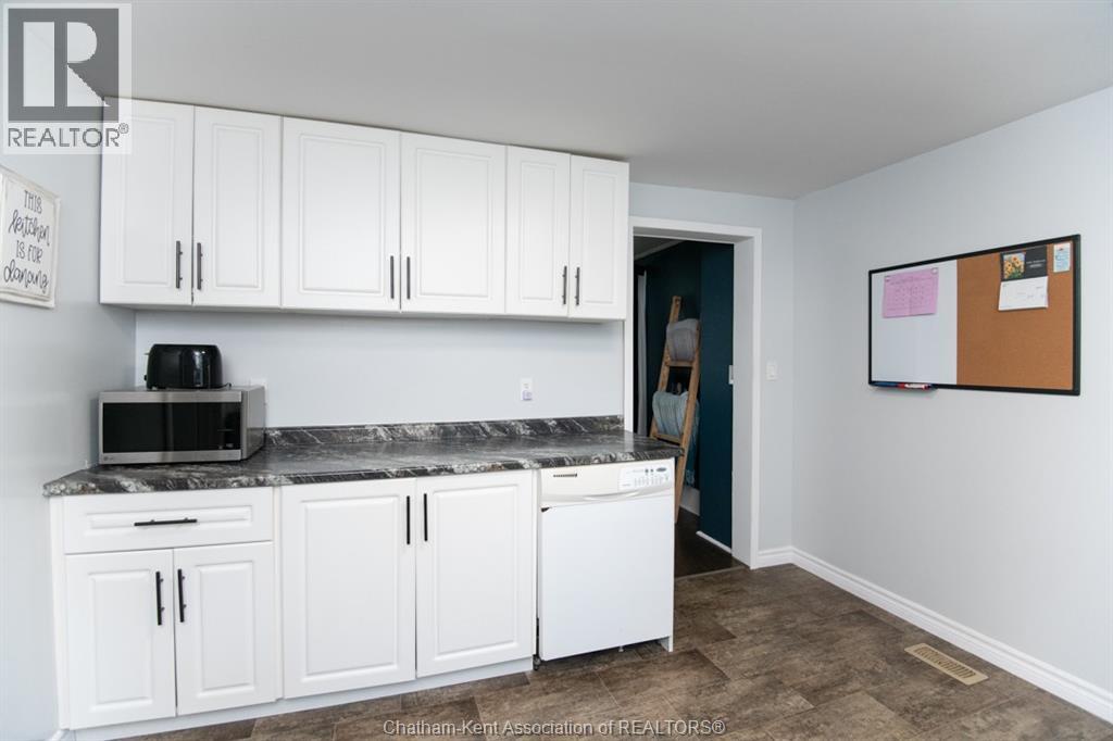 Photo 9 of 1131 Elgin Street, Wallaceburg ON