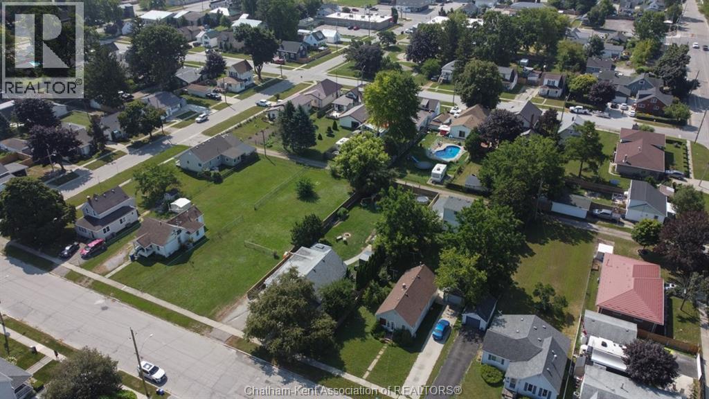 Photo 35 of 1131 Elgin Street, Wallaceburg ON