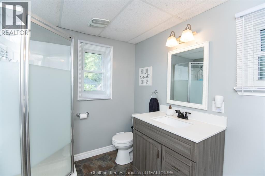 Photo 12 of 1131 Elgin Street, Wallaceburg ON